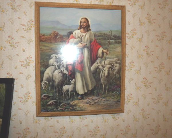 auction image