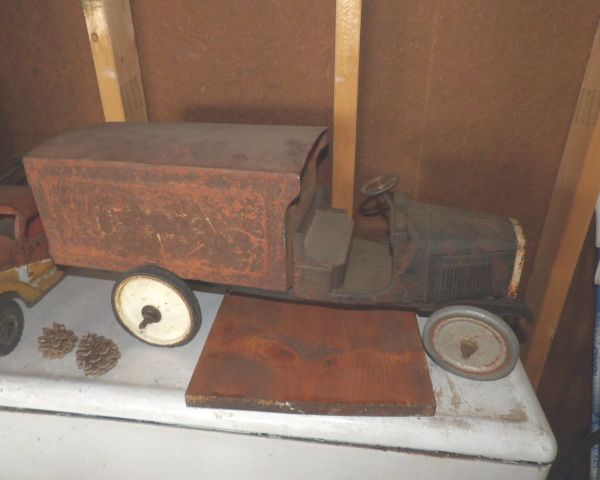 auction image