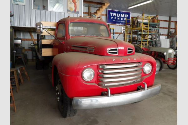 auction image