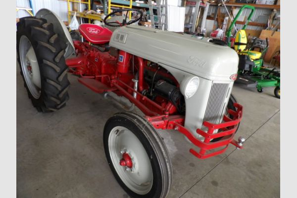 auction image
