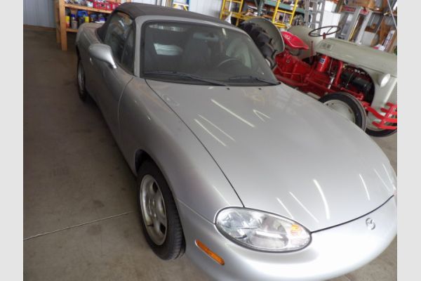 auction image