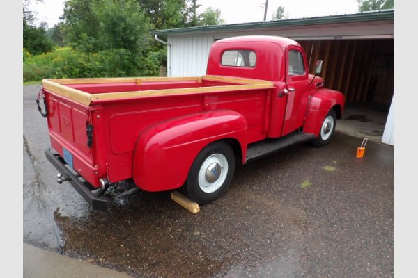 auction image