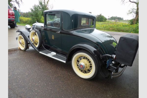 auction image