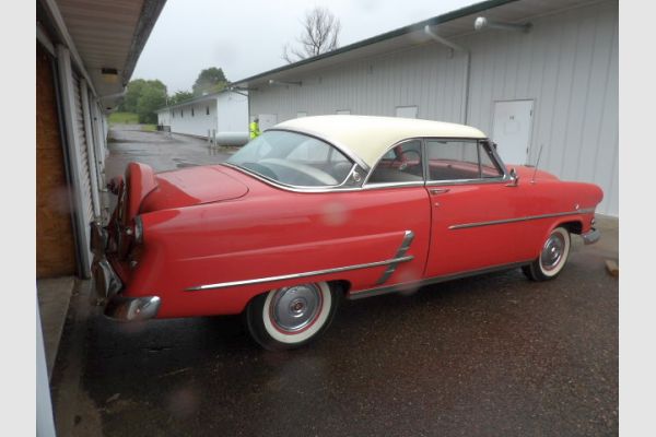 auction image