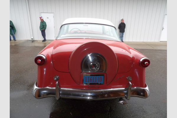 auction image