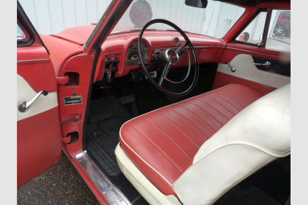 auction image
