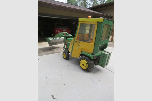 auction image