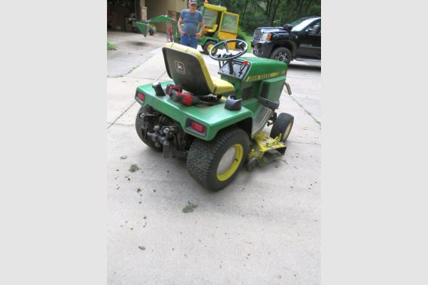 auction image