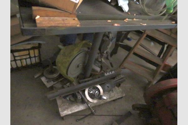 auction image
