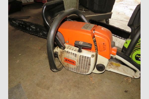 auction image