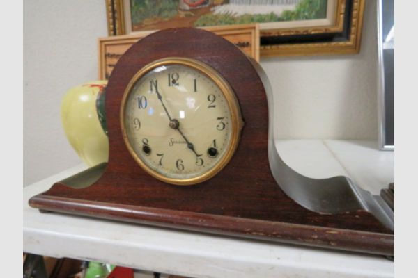 auction image